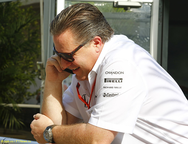 Зак Браун: Я уверен, что Алонсо останется в McLaren