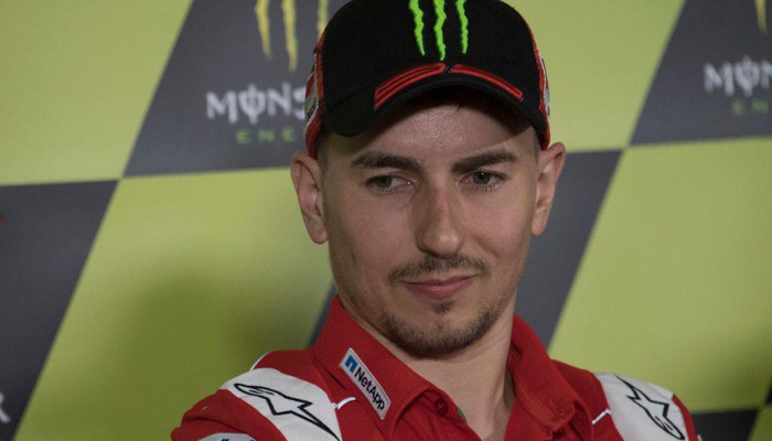 MotoGP: Лоренсо выиграл Гран-При Каталонии