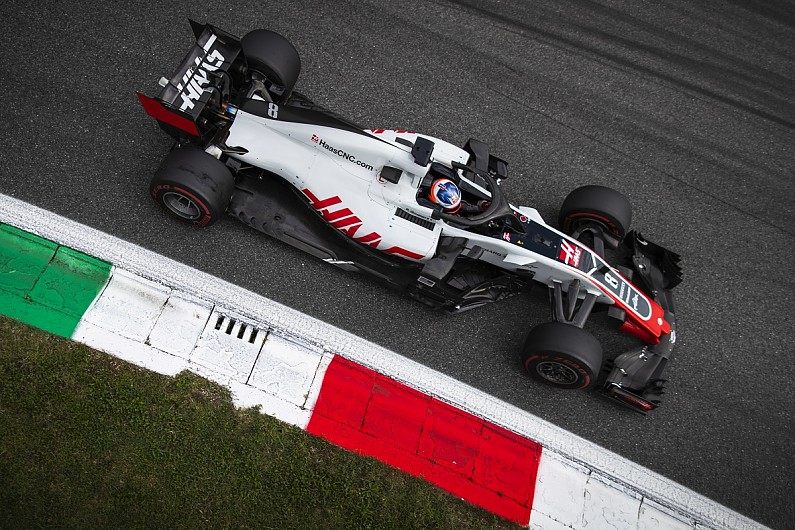 Почему FIA так быстро признала днище на машине Haas незаконным?