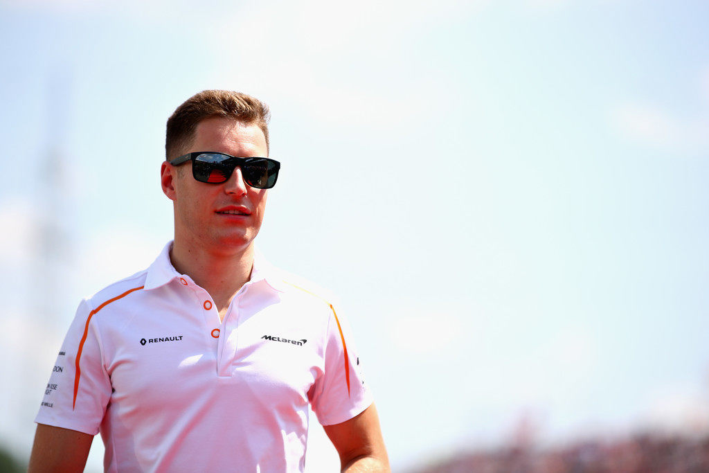 Стоффель Вандорн займет место Даниила Квята в Ferrari?