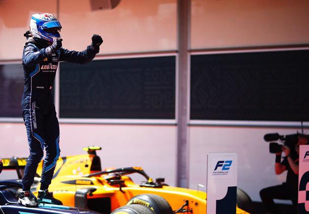 Николас Латифи выиграл спринтерскую гонку «Формулы-2» в Баку