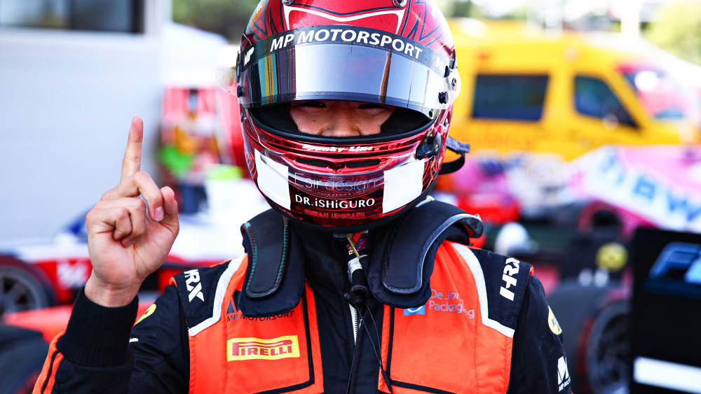 Мацусита выиграл основную гонку “Формулы-2” в Испании, Шварцман – 2-й
