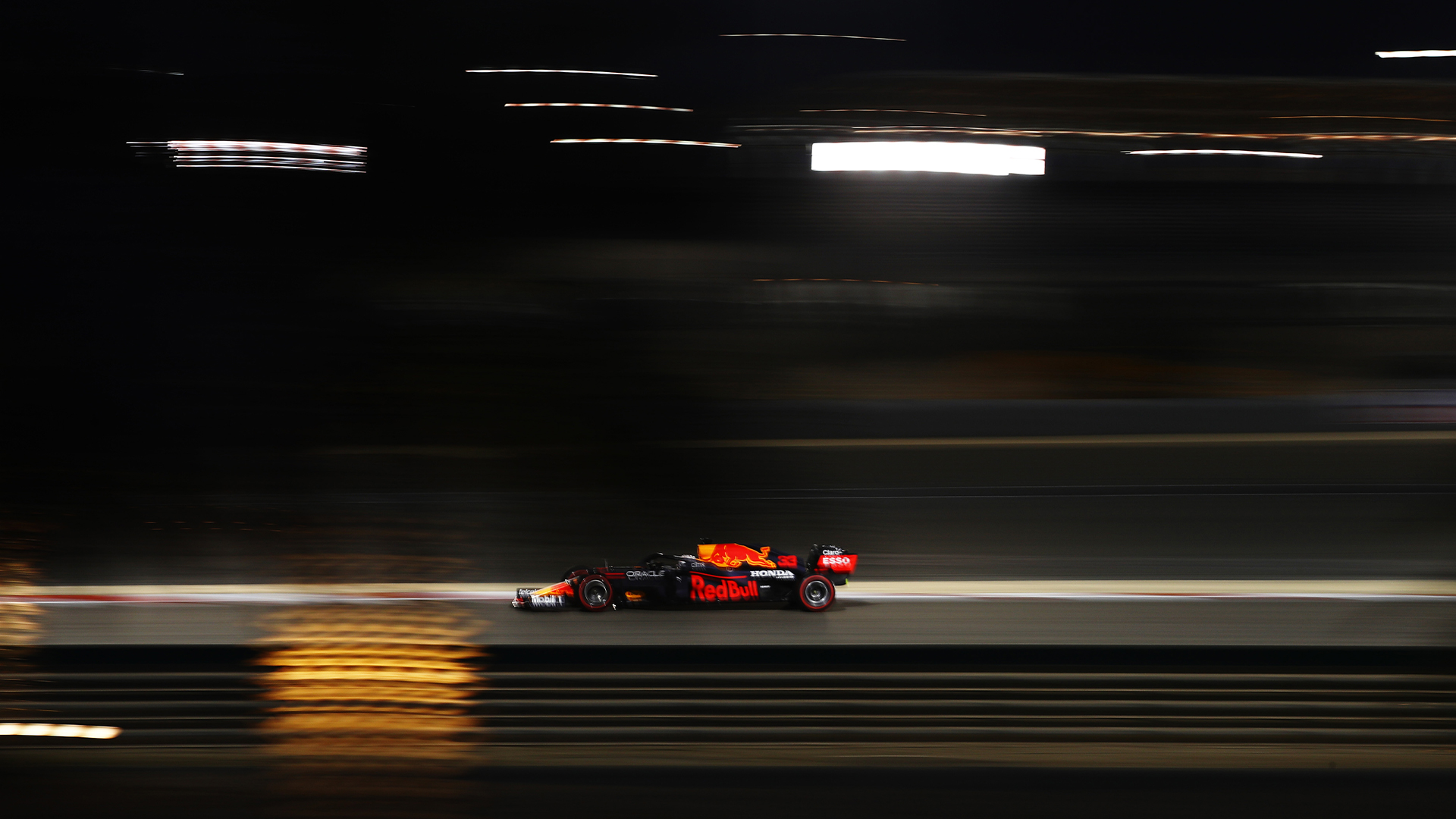 Макс Верстаппен выиграл поул перед Гран-при Бахрейна 2021 года, Мазепин – последний